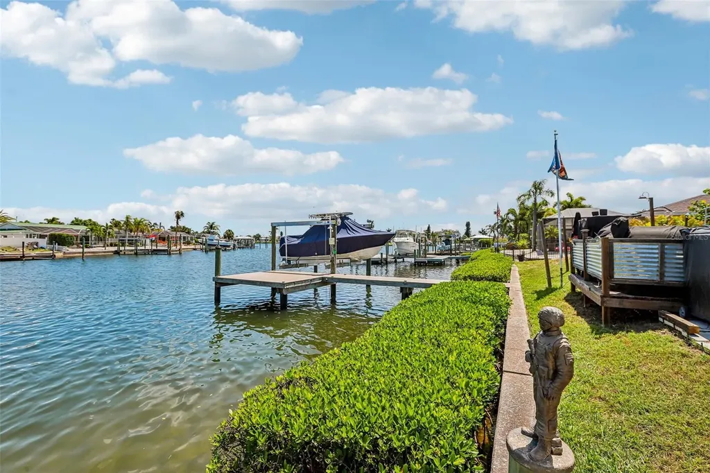 801 Flamingo Drive Apollo Beach FL 33572