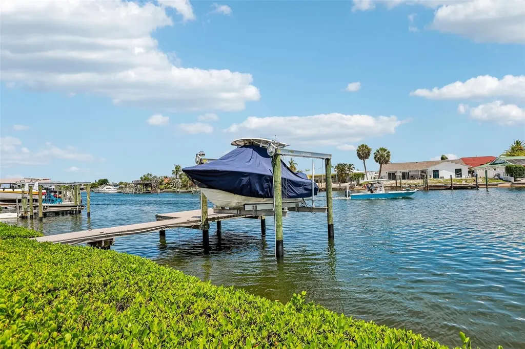 801 Flamingo Drive Apollo Beach FL 33572