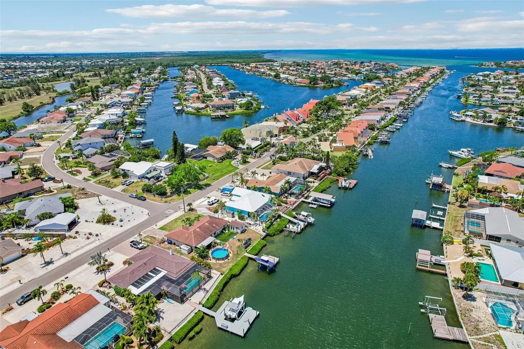 801 Flamingo Drive Apollo Beach FL 33572