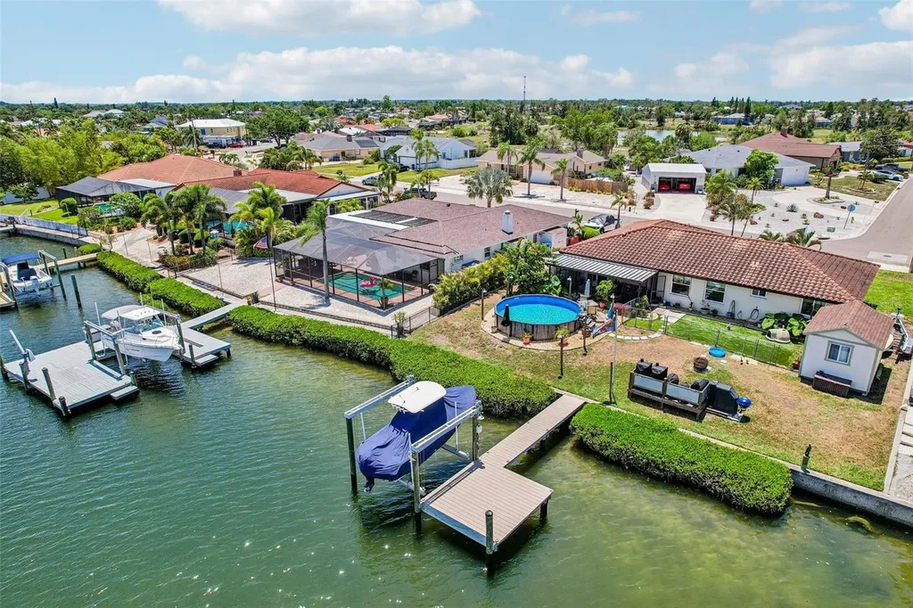801 Flamingo Drive Apollo Beach FL 33572