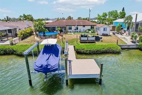 801 Flamingo Drive Apollo Beach FL 33572
