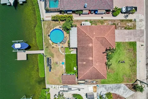 801 Flamingo Drive Apollo Beach FL 33572