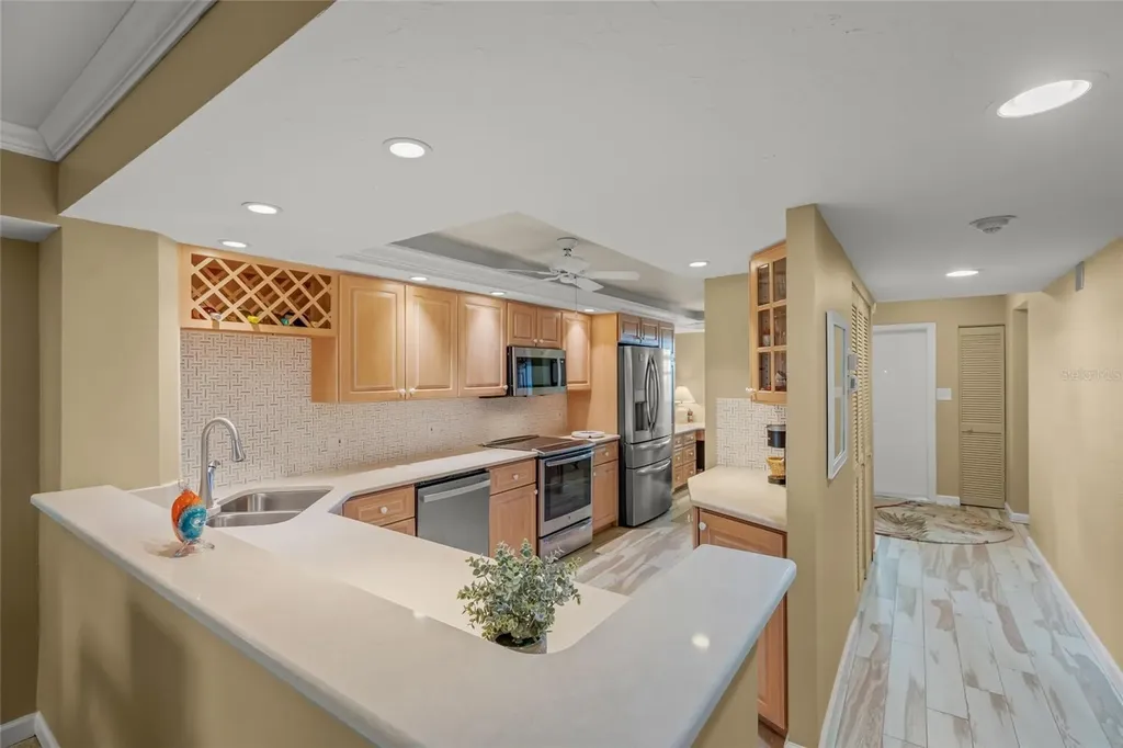 5780 Midnight Pass Road Sarasota FL 34242