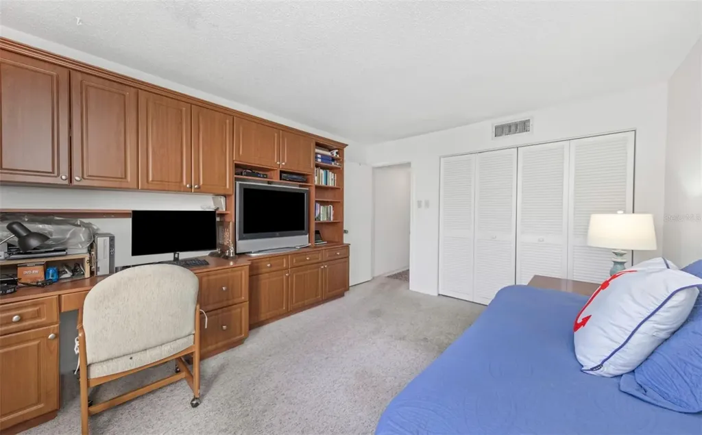 5650 Escondida Boulevard S St Petersburg FL 33715