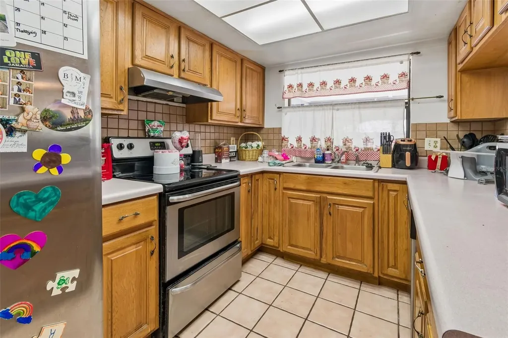 5511 Raven Court Tampa FL 33625
