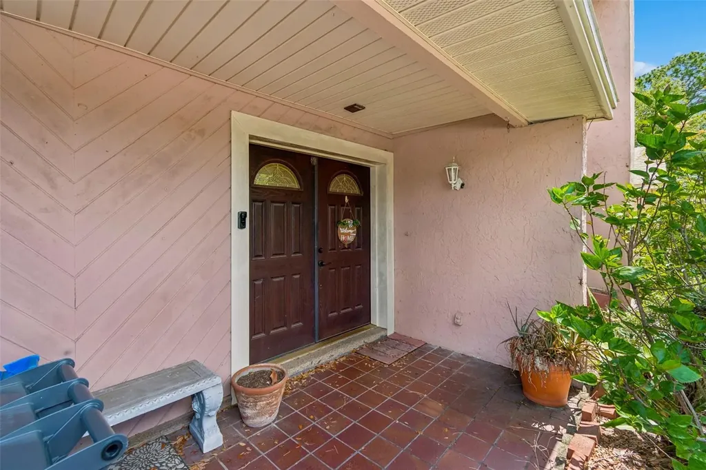 5511 Raven Court Tampa FL 33625