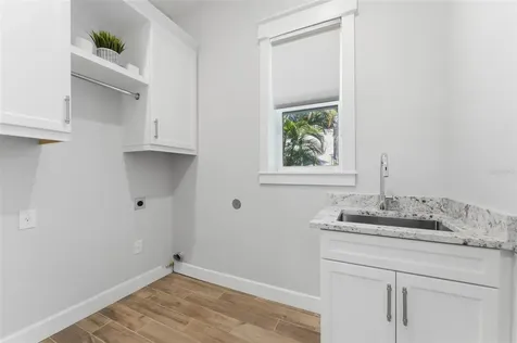 4312 W Obispo Street Tampa FL 33629