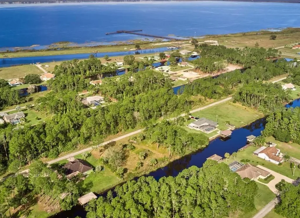 6 El Dorado Drive Indian Lake Estates FL 33855