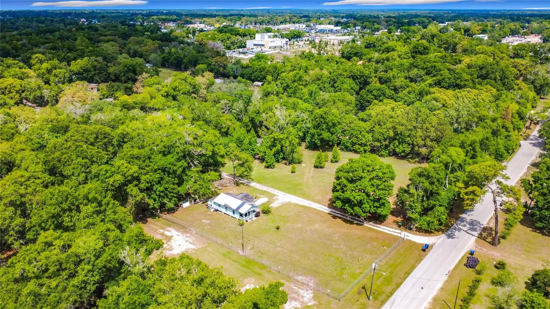 806 S Lake Pleasant Road Apopka FL 32703