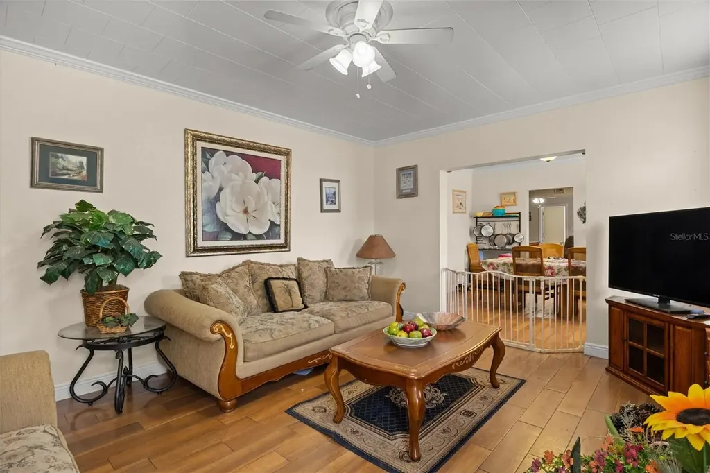 207 S Perry Avenue Fort Meade FL 33841