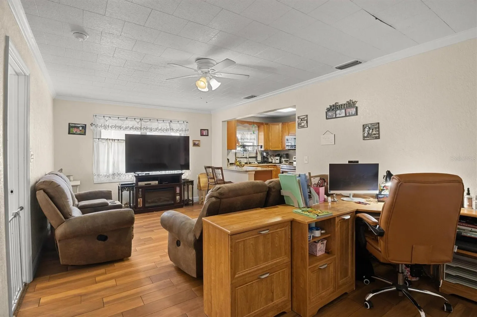 207 S Perry Avenue Fort Meade FL 33841