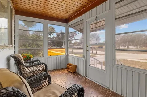 207 S Perry Avenue Fort Meade FL 33841