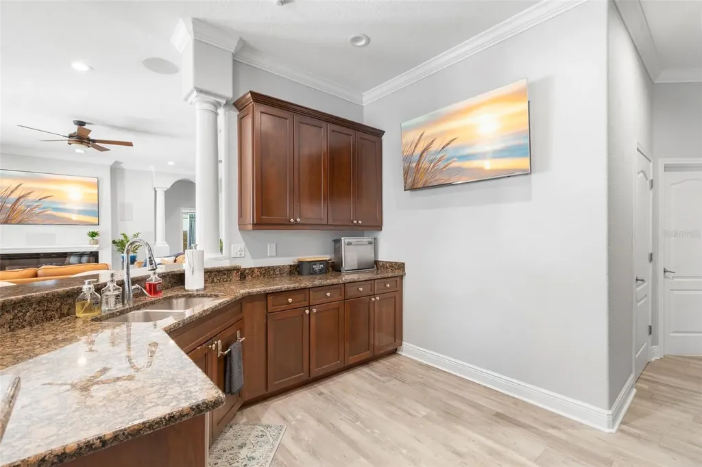 1502 River Court Tarpon Springs FL 34689