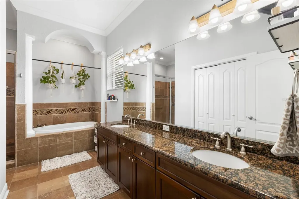 1502 River Court Tarpon Springs FL 34689