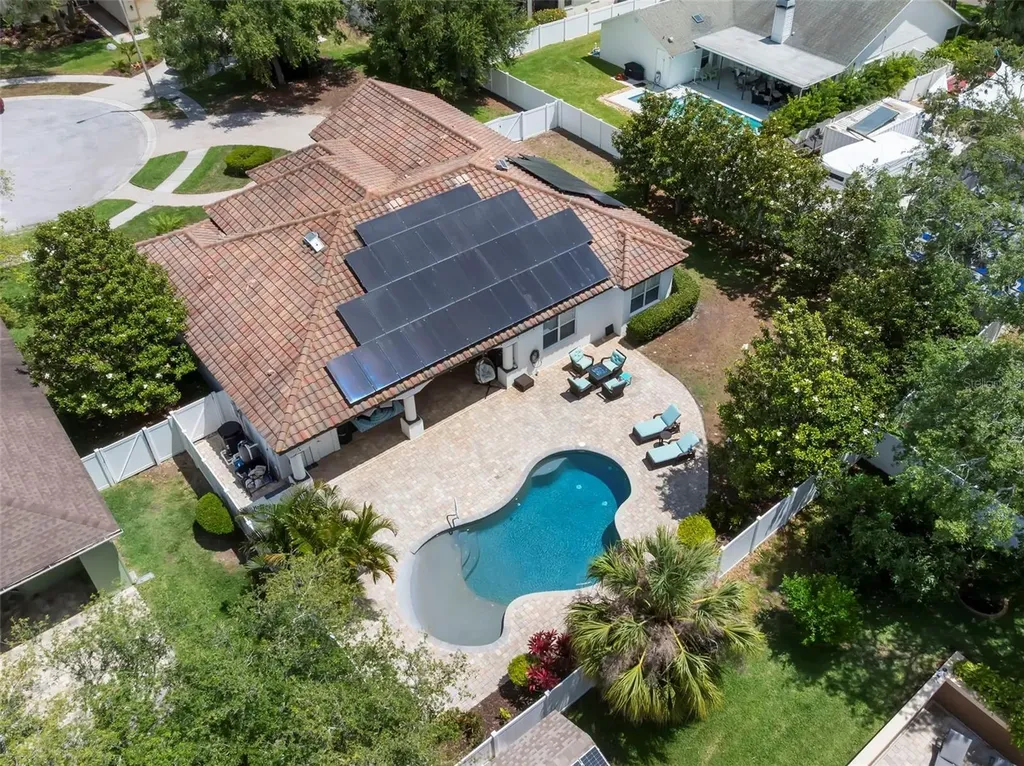 1502 River Court Tarpon Springs FL 34689