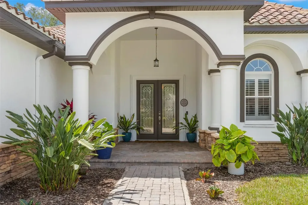 1502 River Court Tarpon Springs FL 34689