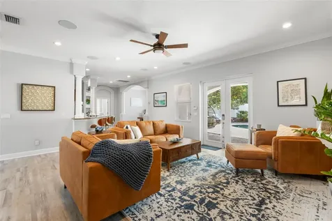 1502 River Court Tarpon Springs FL 34689