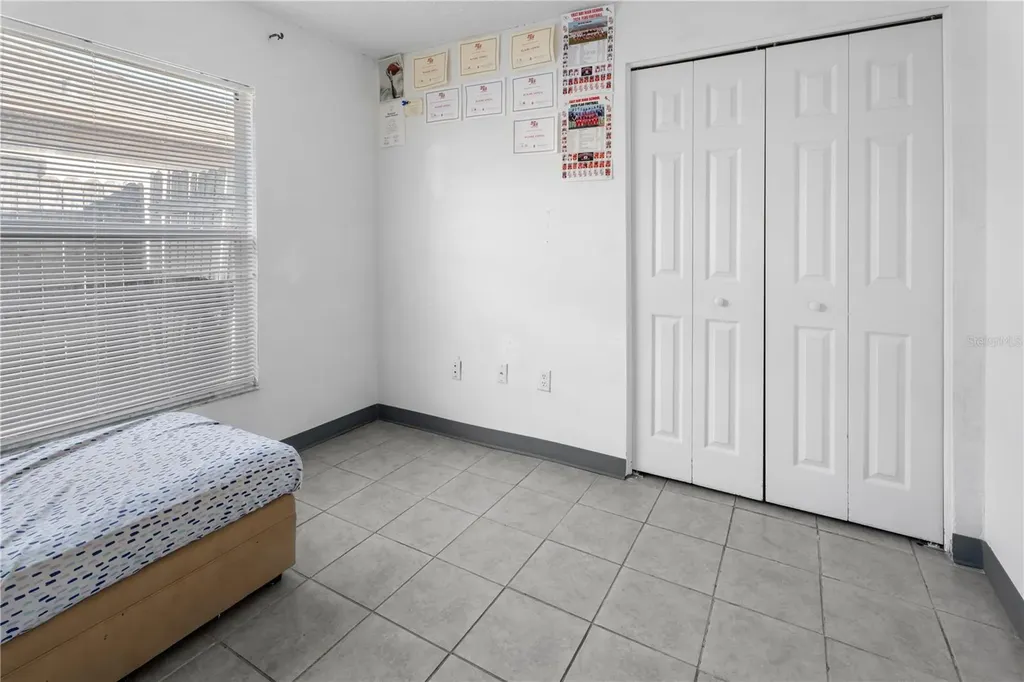 11852 Lark Song Loop Riverview FL 33579