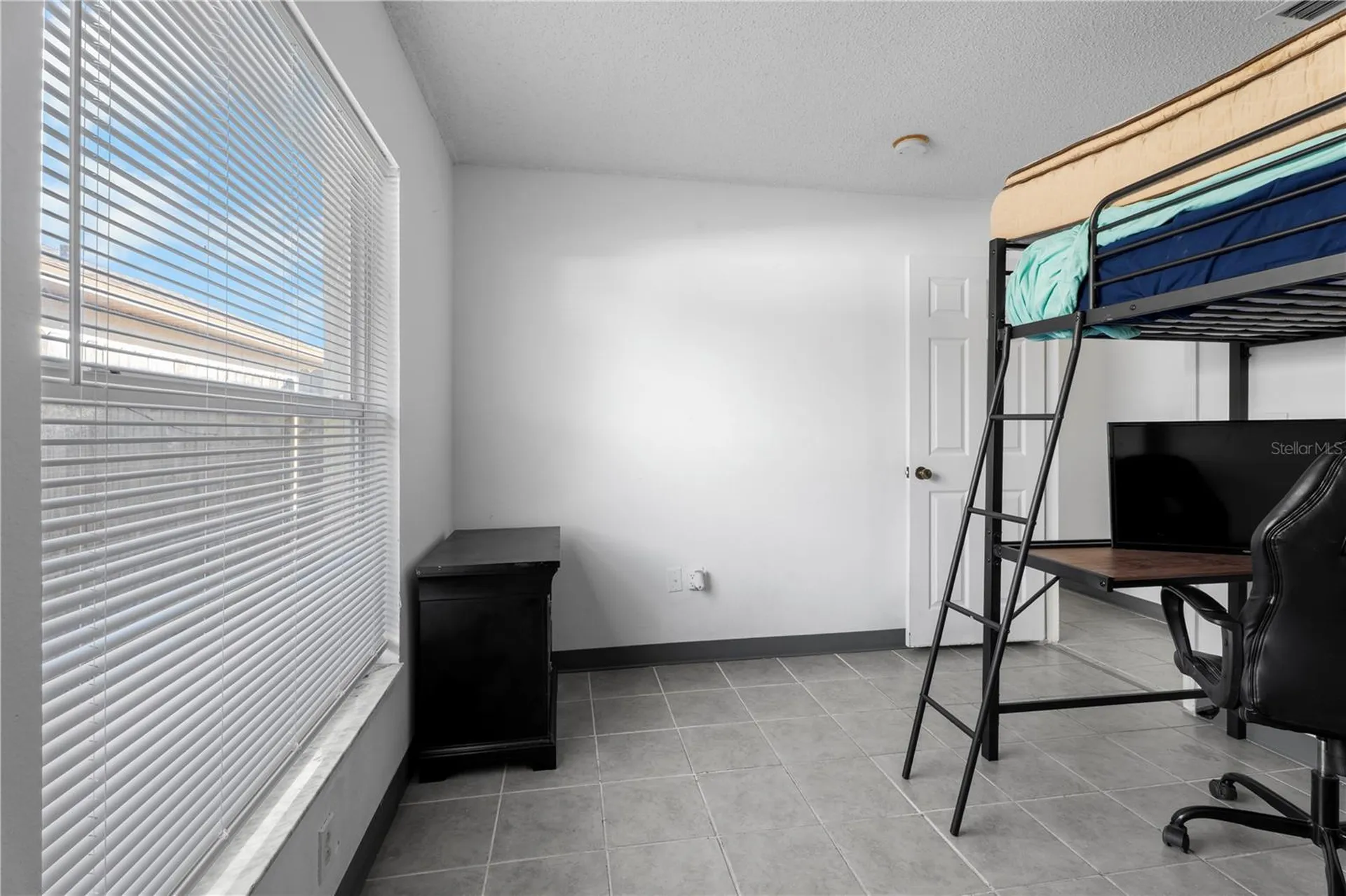 11852 Lark Song Loop Riverview FL 33579