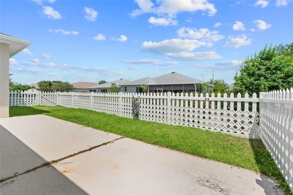 8865 SW 100th Avenue Ocala FL 34481