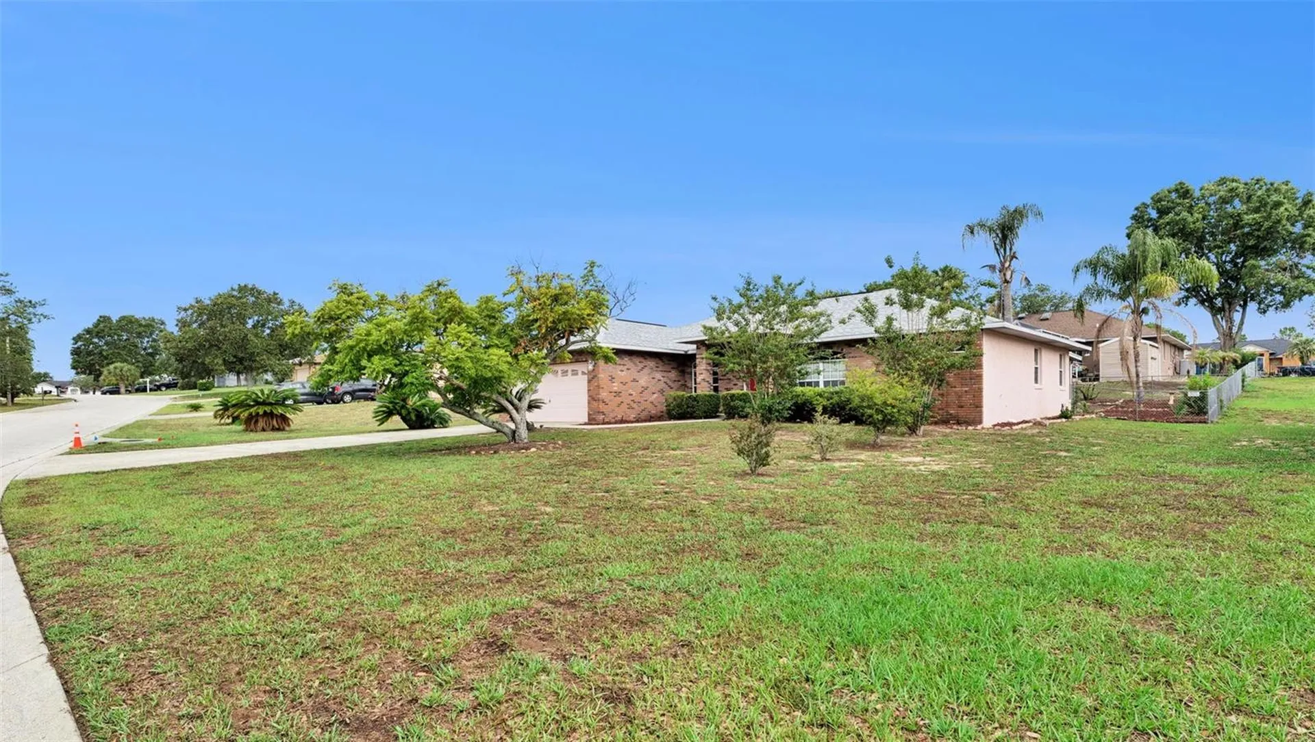 933 Devonshire Way Lake Wales FL 33853