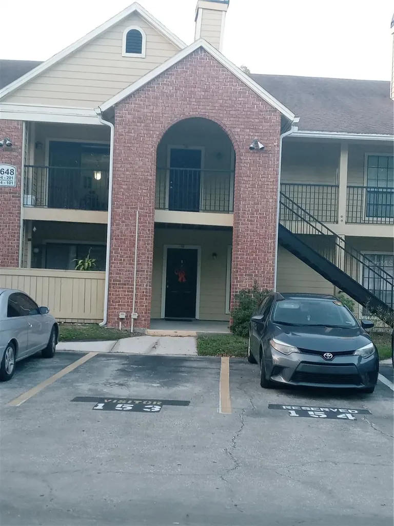 Tampa FL 33614