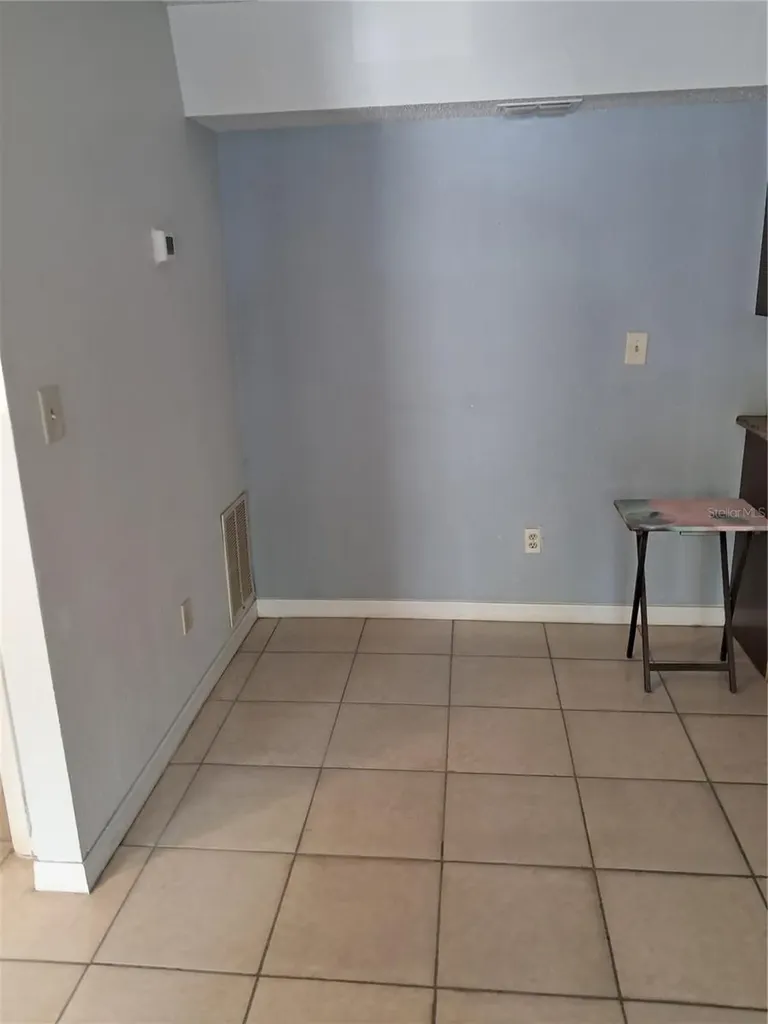Tampa FL 33614