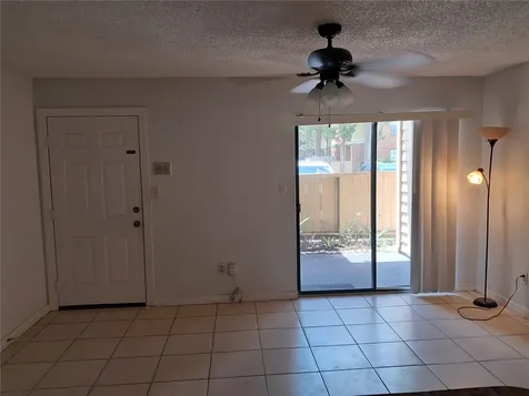 Tampa FL 33614