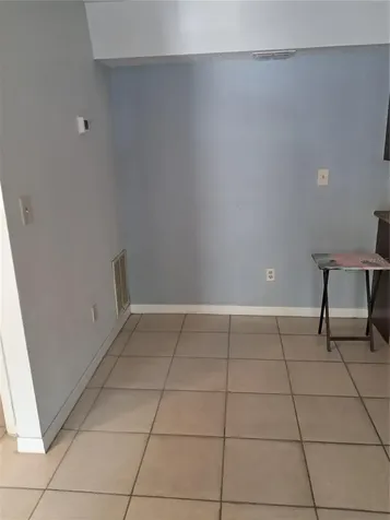 Tampa FL 33614