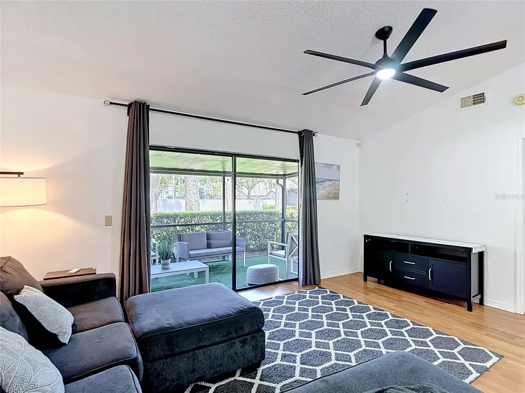 18312 Aintree Court Tampa FL 33647