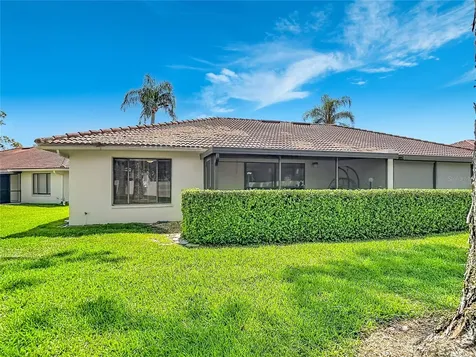 18312 Aintree Court Tampa FL 33647