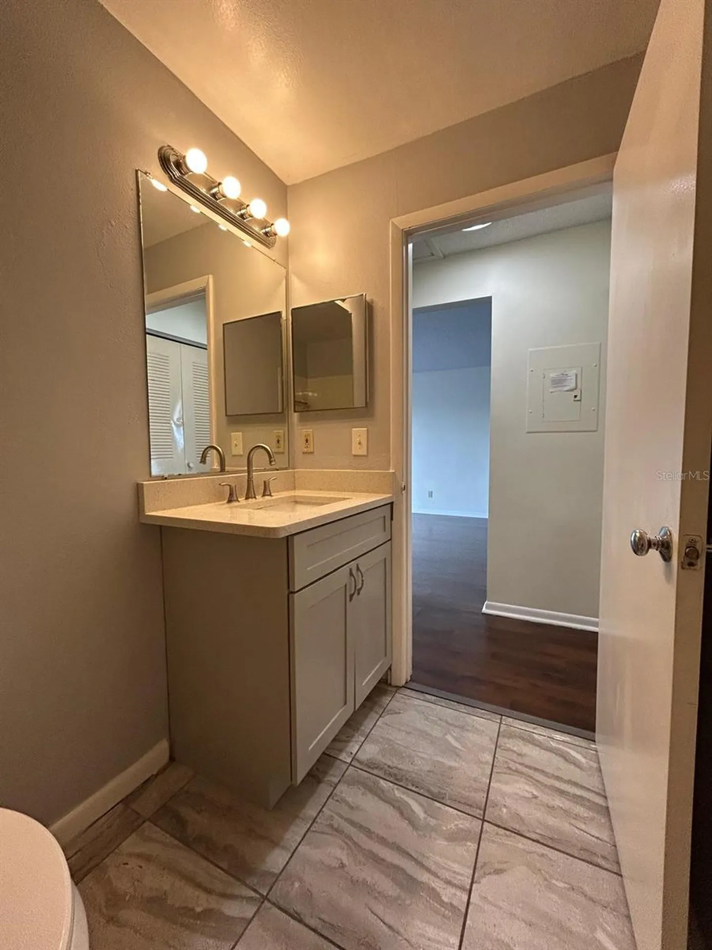 2556 Woodgate Boulevard Orlando FL 32822