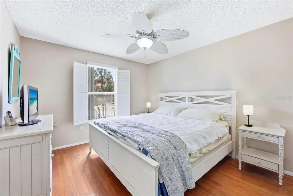 6325 Gulf Drive Holmes Beach FL 34217