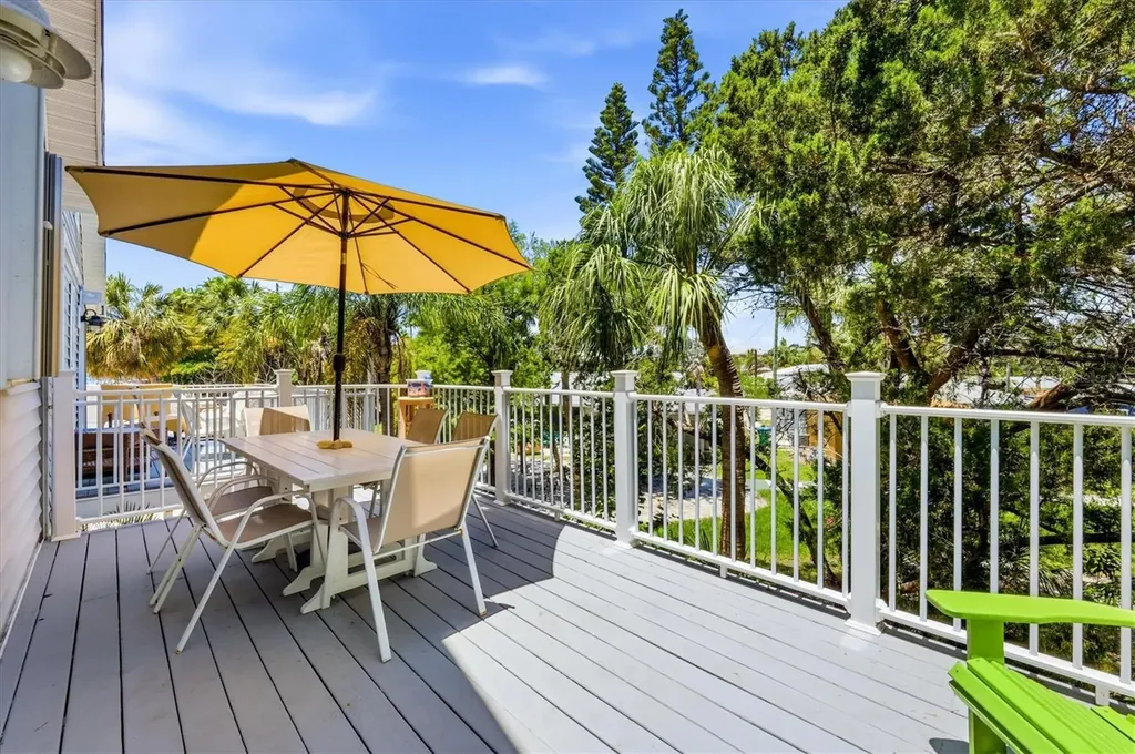 6325 Gulf Drive Holmes Beach FL 34217