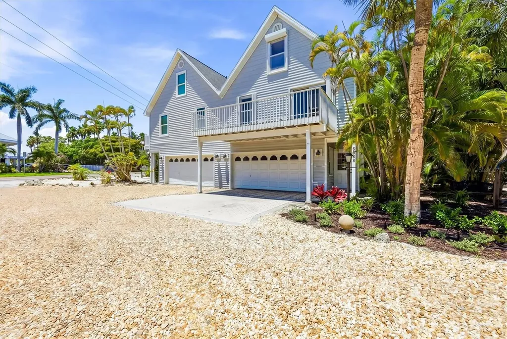 6325 Gulf Drive Holmes Beach FL 34217