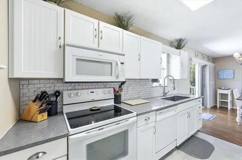 6325 Gulf Drive Holmes Beach FL 34217