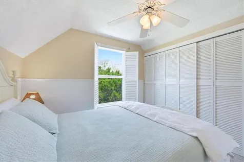 6325 Gulf Drive Holmes Beach FL 34217
