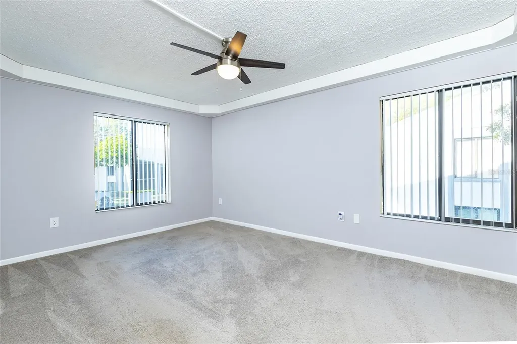 1182 Pine Ridge Circle W Tarpon Springs FL 34688
