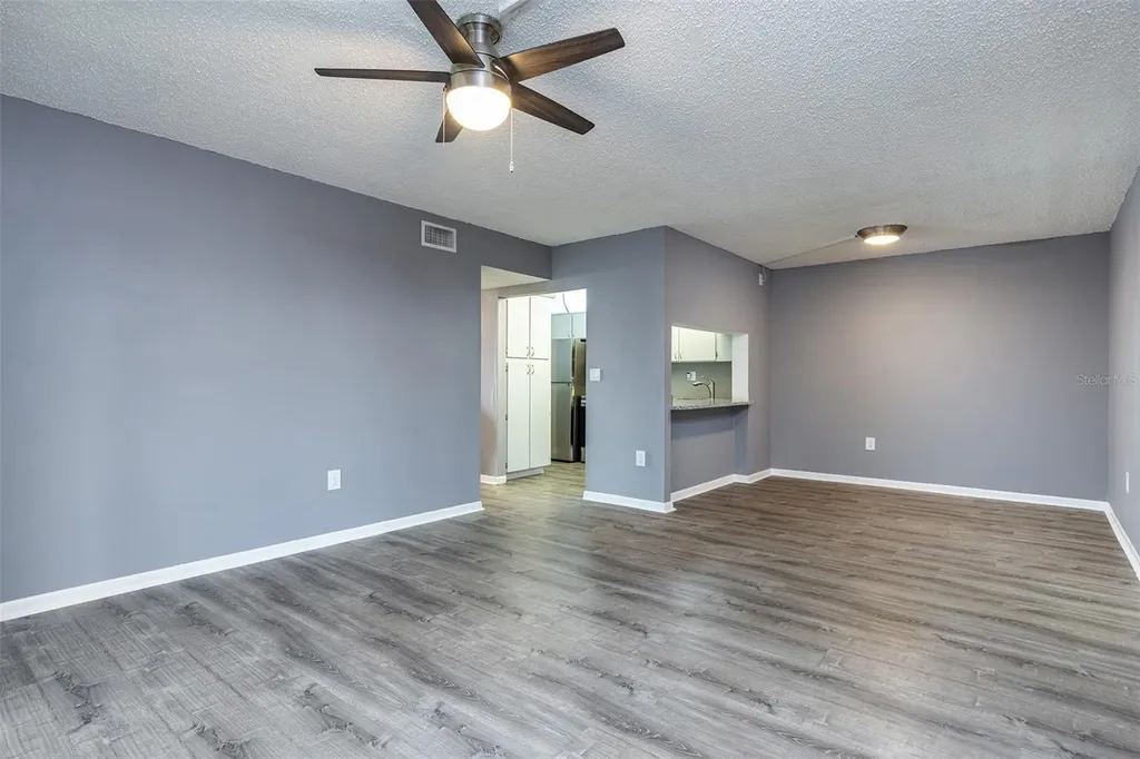 1182 Pine Ridge Circle W Tarpon Springs FL 34688