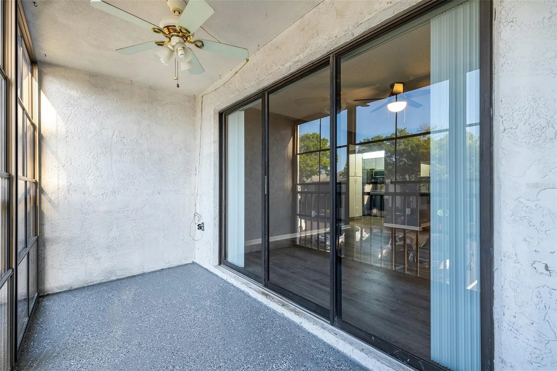 1182 Pine Ridge Circle W Tarpon Springs FL 34688