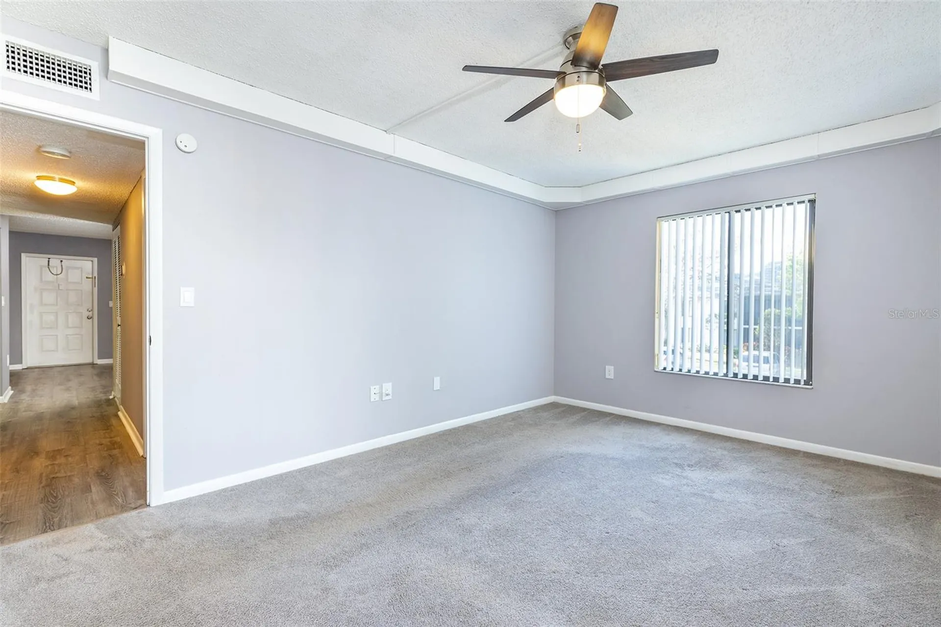 1182 Pine Ridge Circle W Tarpon Springs FL 34688