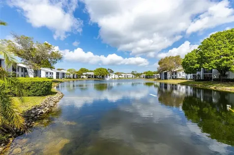1182 Pine Ridge Circle W Tarpon Springs FL 34688