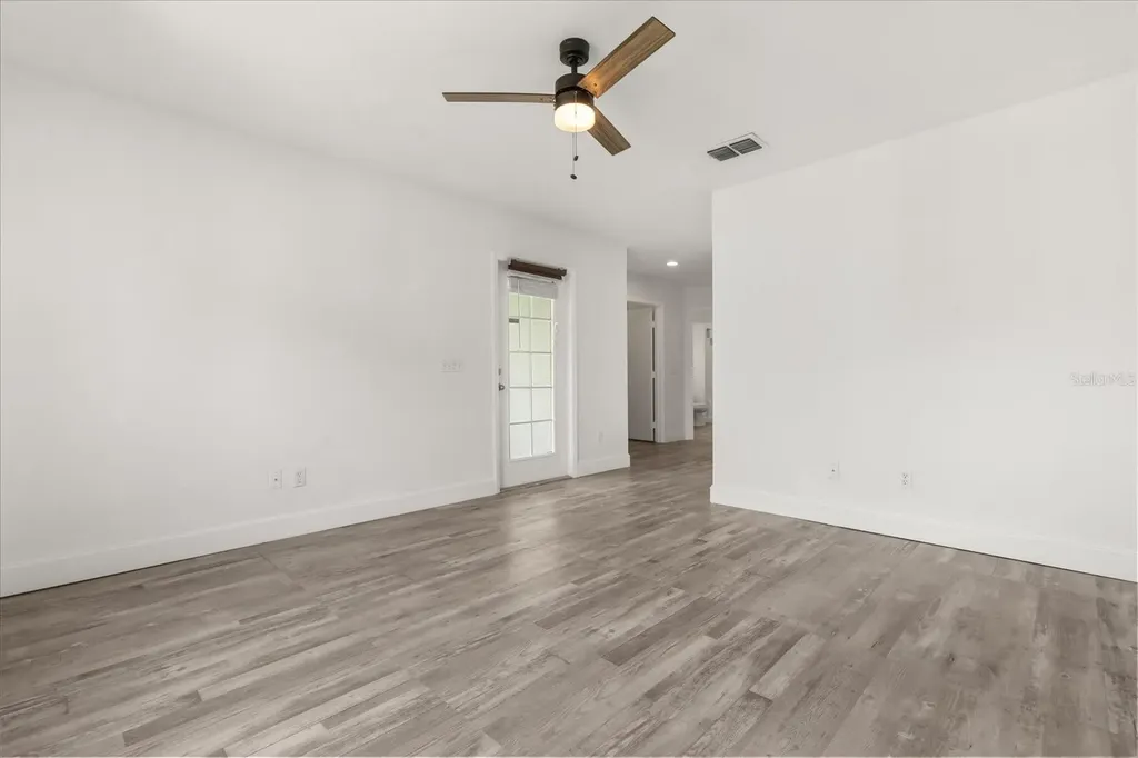 4007 Bangalow Palm Court Tampa FL 33624