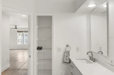 4007 Bangalow Palm Court Tampa FL 33624