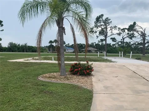 7540 Danvers Circle Port Charlotte FL 33981
