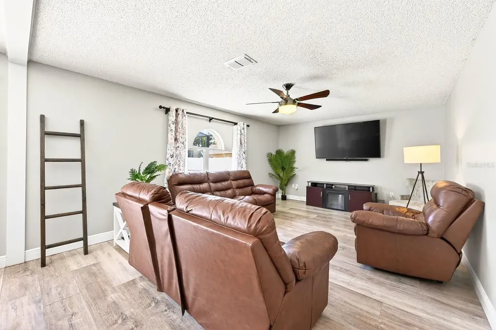 111 Carmel Bay Drive Sanford FL 32771