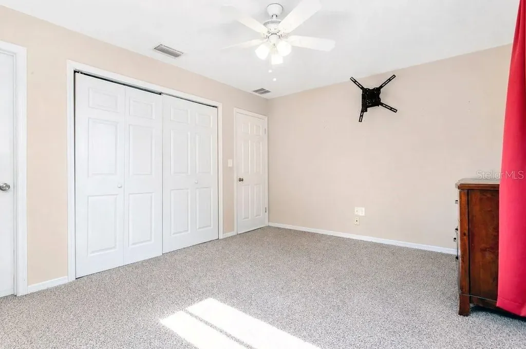 5827 Flori Lane Orlando FL 32808