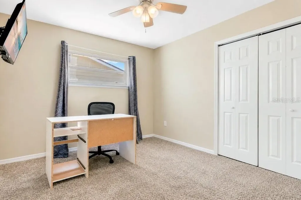 5827 Flori Lane Orlando FL 32808