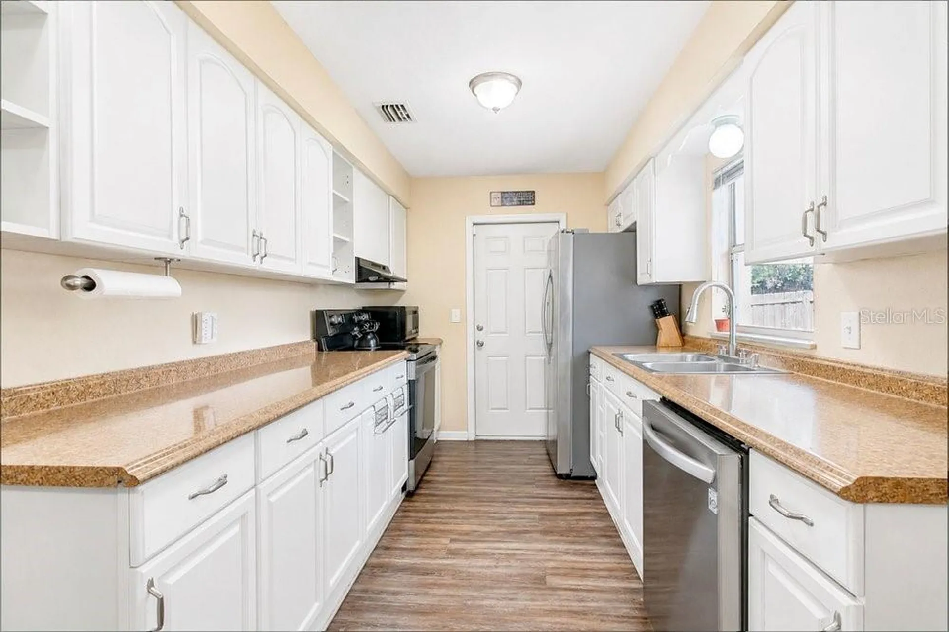 5827 Flori Lane Orlando FL 32808