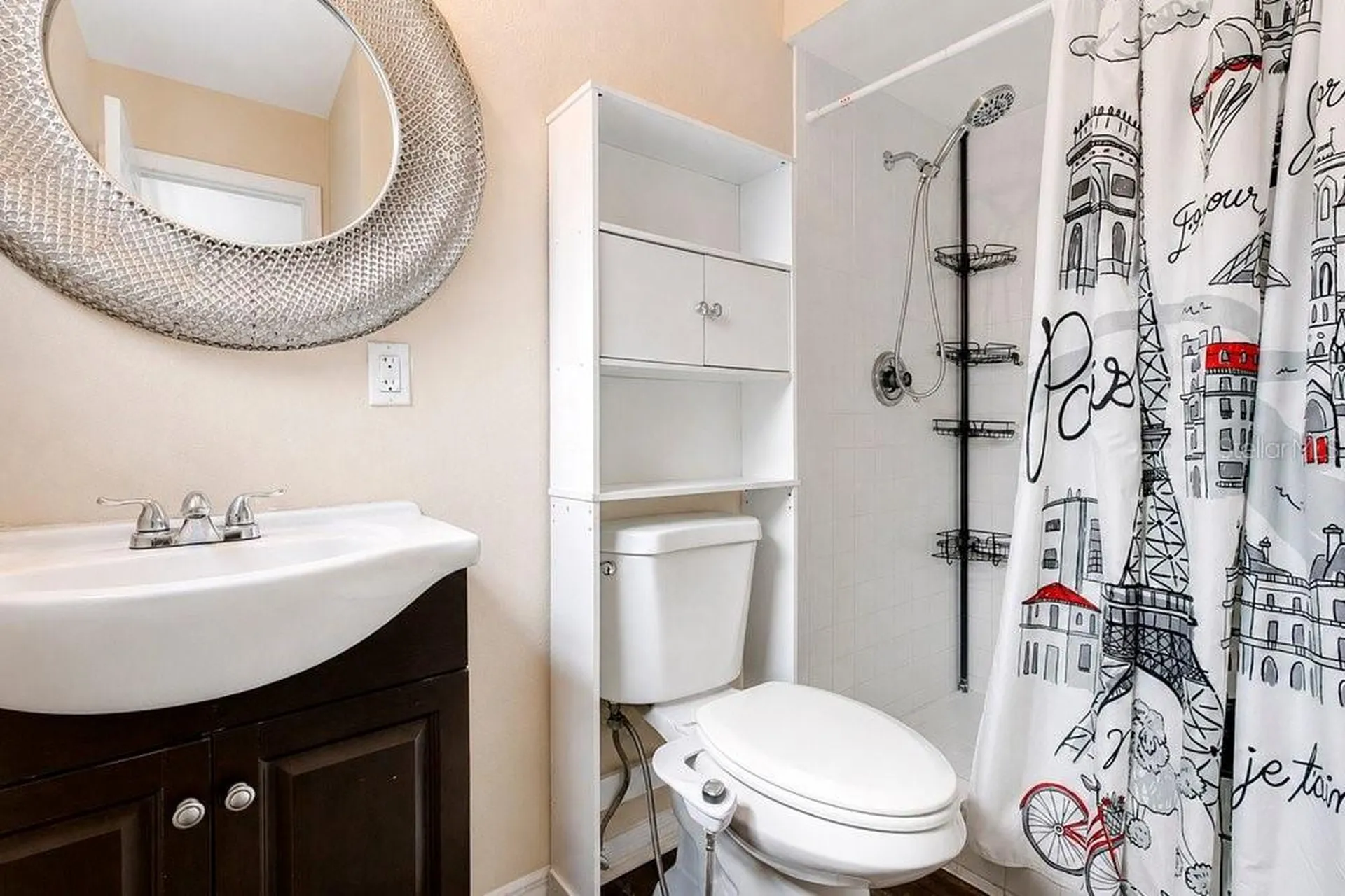 5827 Flori Lane Orlando FL 32808